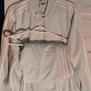 adidas sweatsuit
